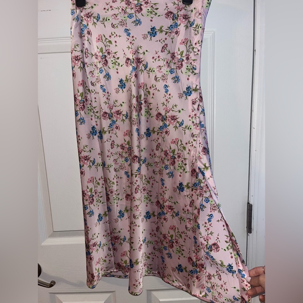 Forever 21 Pink Floral Satin Midi Skirt size medium (worn 1 time)